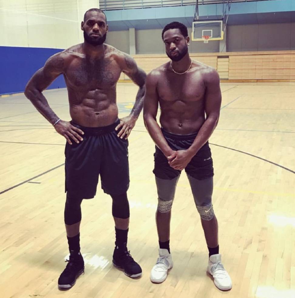 人后重启右 人后重启右