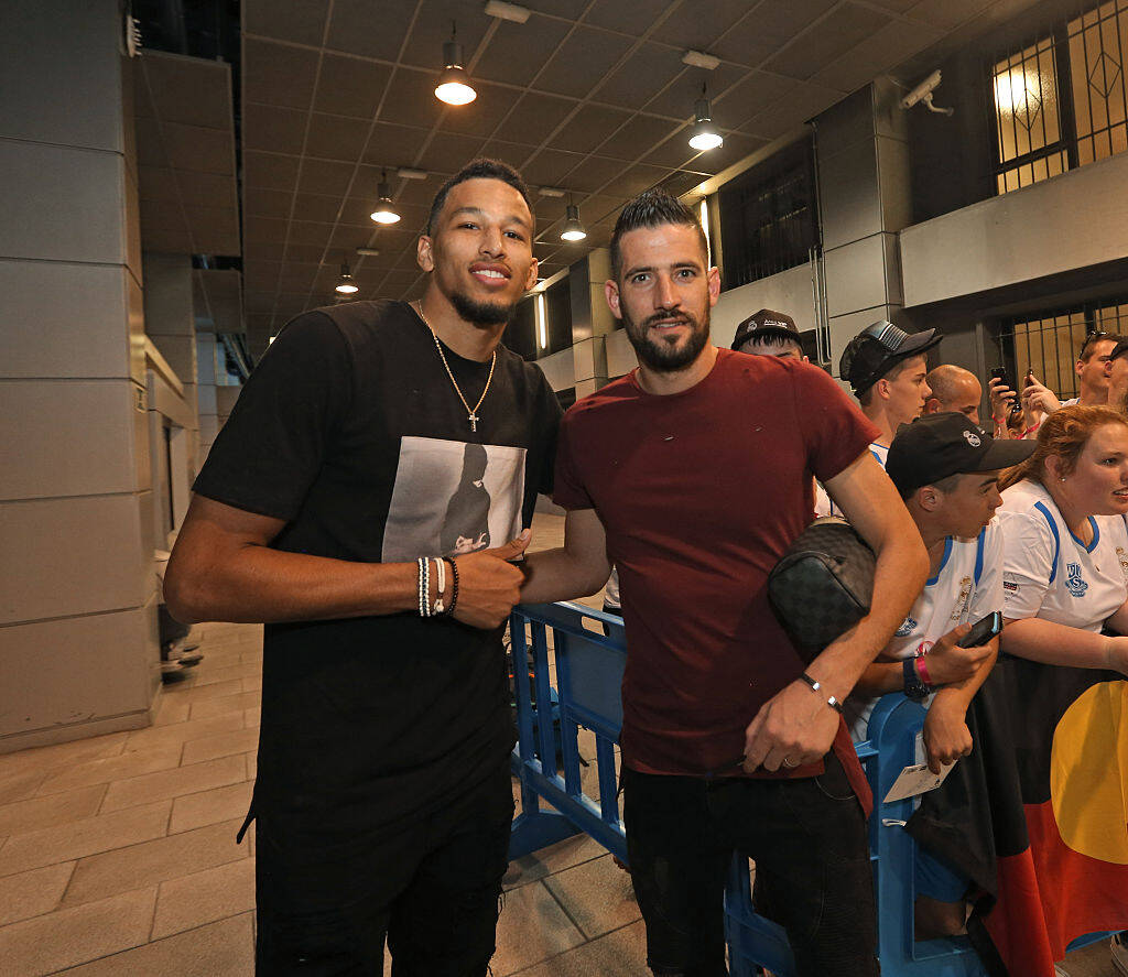 续此结构并 续此结构并